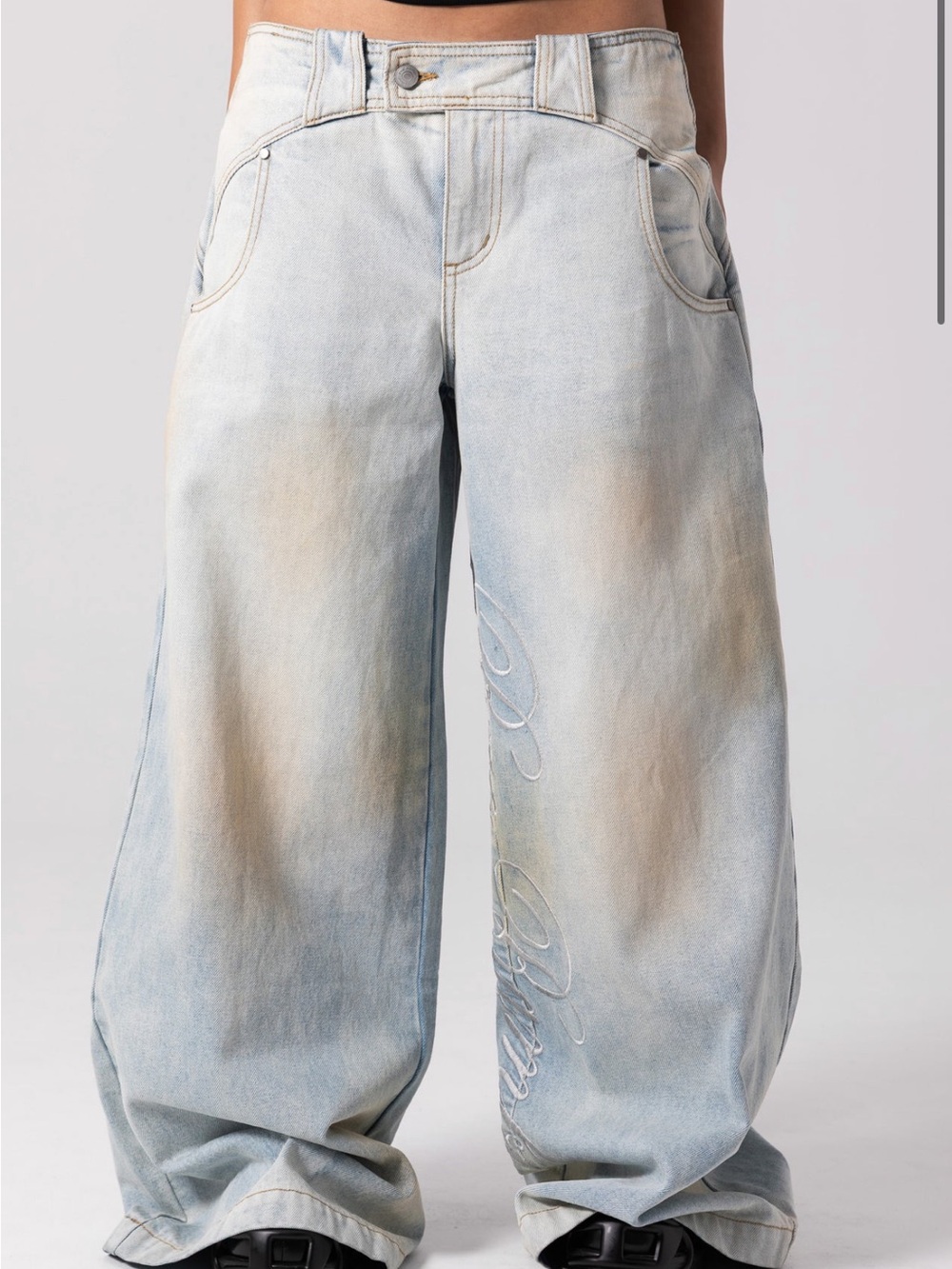 Low-Rise Wide Leg Flare Jeans in Light Blue Wash Barbie Jean